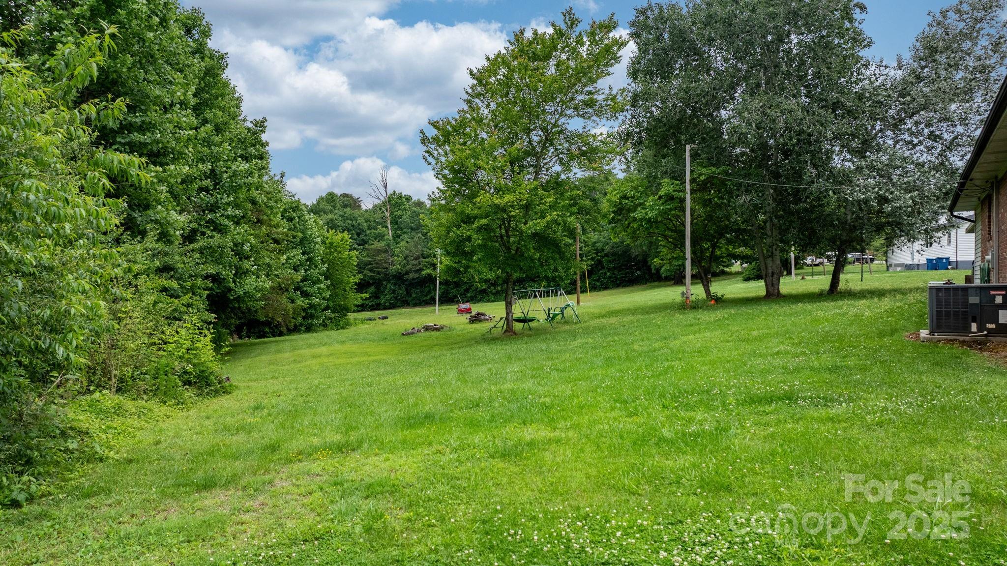 1691 Hill River Road Hiddenite, NC 28636 - Photo 17 of 24