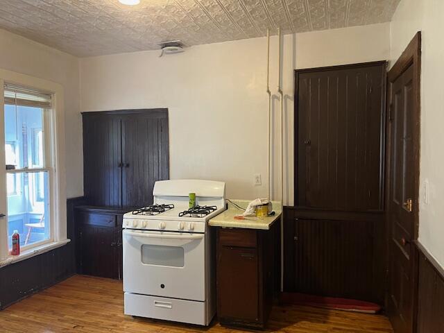 426 South Chestnut Street Reed City, MI 49677 - Photo 3 of 31 IMG_6850