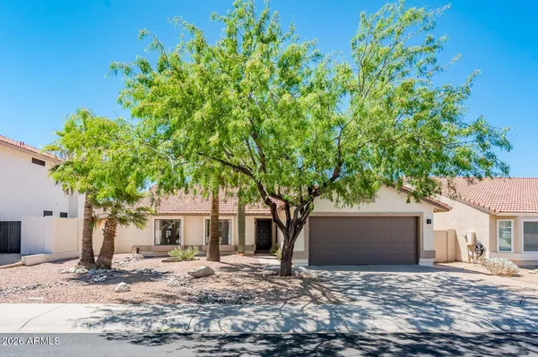 $2,450 | 2717 East Dry Creek Road, Phoenix, AZ 85048