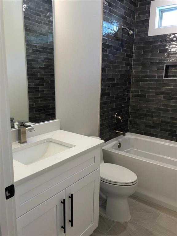 217 Laura Lake Road Marietta, GA 30066 - Photo 9 of 30