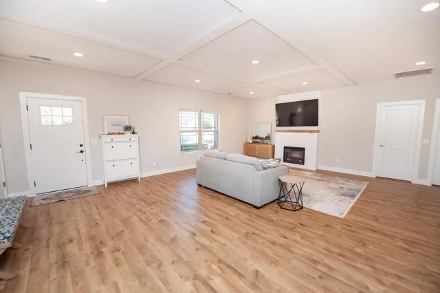 $380,000 | 276 Millwood Lane, Wellford, SC 29385