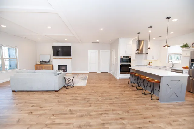 $380,000 | 276 Millwood Lane, Wellford, SC 29385