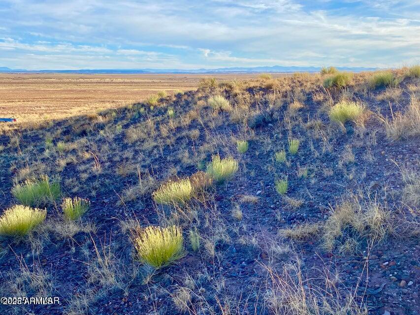 Carrizo Carrizo Ranch St. Johns, AZ 85936 - Photo 5 of 29 a view of a lake in between the ocean and mountain view