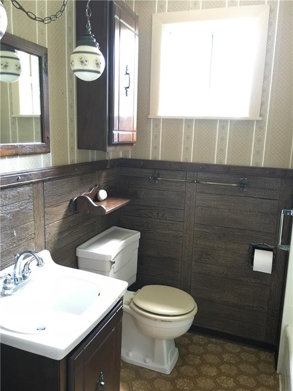 1202 Gringo Road Aliquippa, PA 15001 - Photo 16 of 25 Gallery Image 16