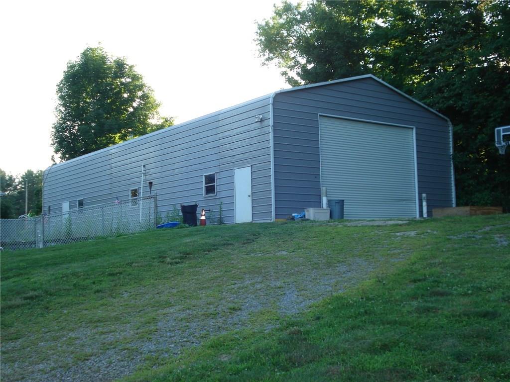 1202 Gringo Road Aliquippa, PA 15001 - Photo 5 of 25 Gallery Image 5