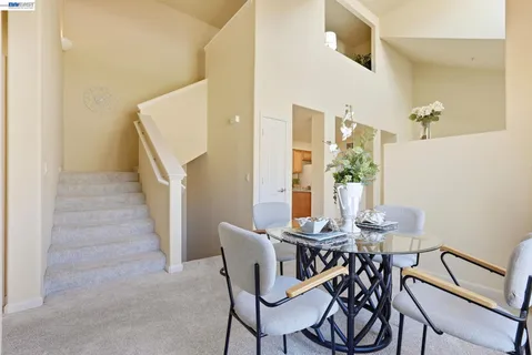 $325,000 | 5350 Dunlay Drive, Unit 412, Sacramento, CA 95835