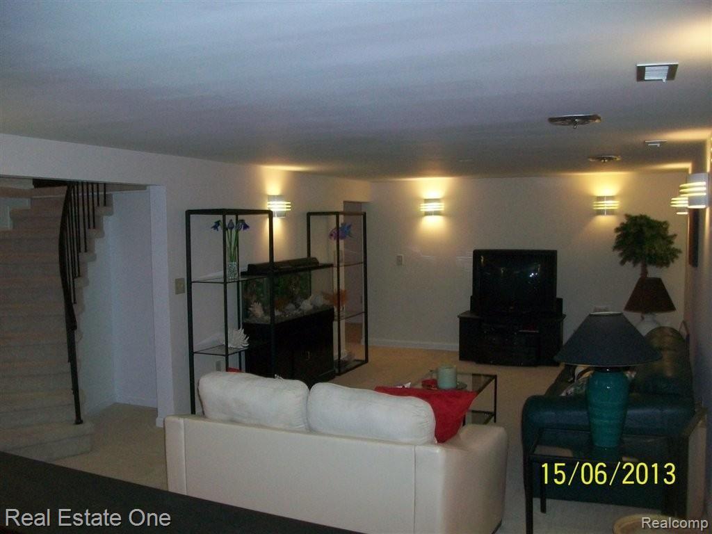 3910 Raintree Drive Troy, MI 48083 - Photo 16 of 24 Recreation Room