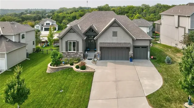 $679,000 | 281 South Singletree Street, Olathe, KS 66061
