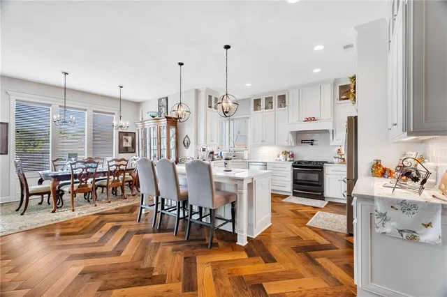 $679,000 | 281 South Singletree Street, Olathe, KS 66061