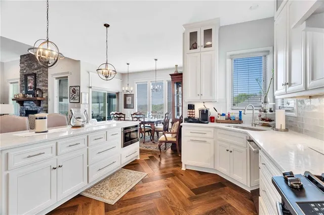 $679,000 | 281 South Singletree Street, Olathe, KS 66061