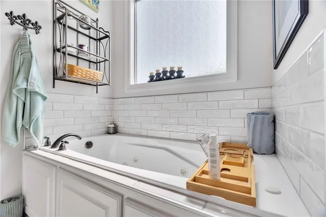 $679,000 | 281 South Singletree Street, Olathe, KS 66061