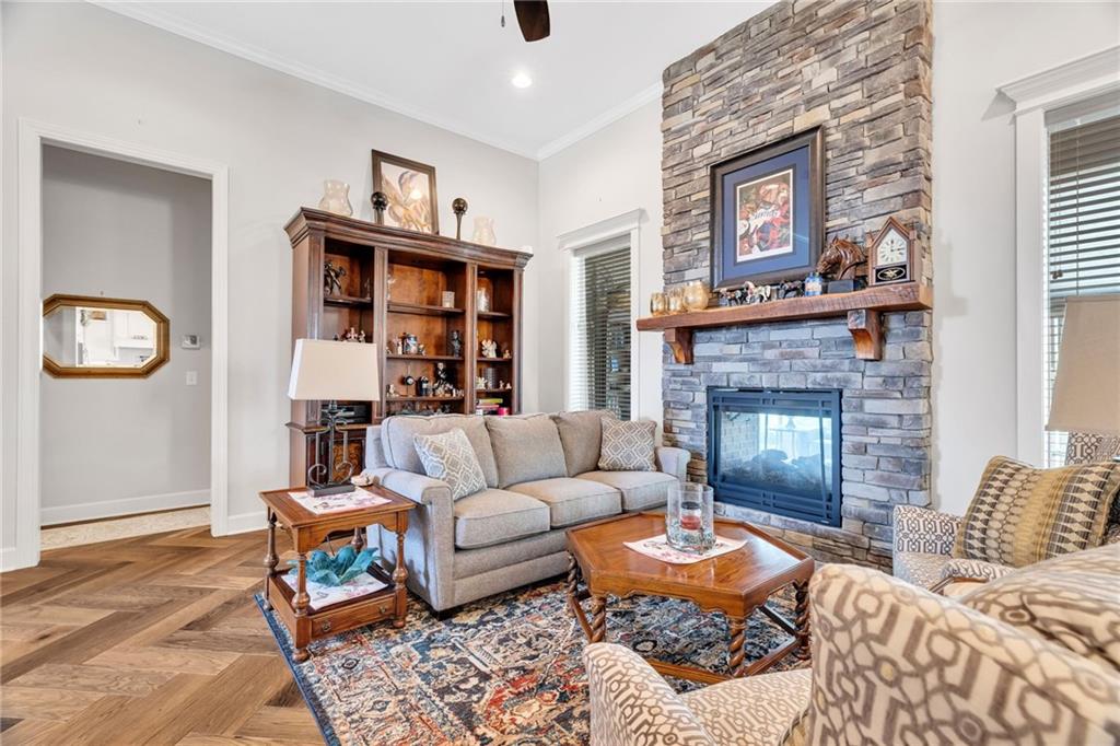 281 South Singletree Street Olathe, KS 66061 - Photo 10 of 51