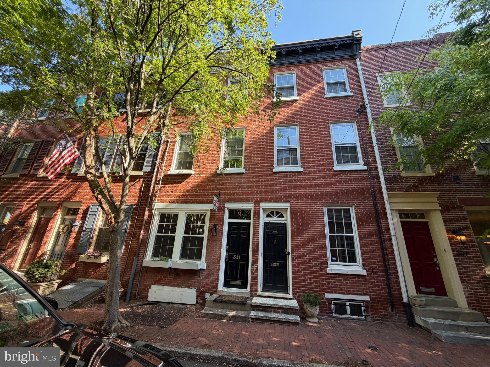 311 Gaskill Street Philadelphia, PA 19147 - Photo 1 of 48