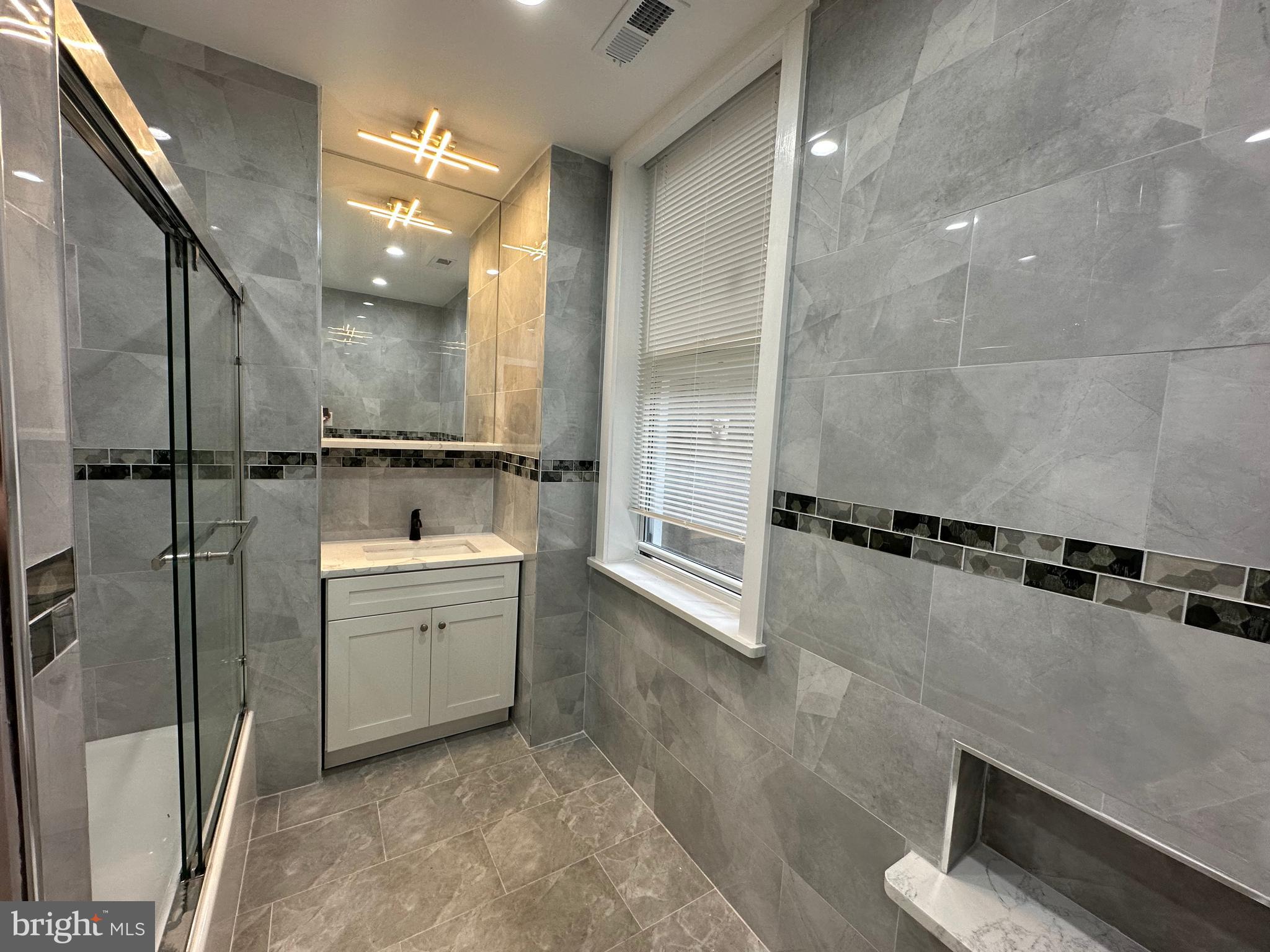 311 Gaskill Street Philadelphia, PA 19147 - Photo 24 of 48