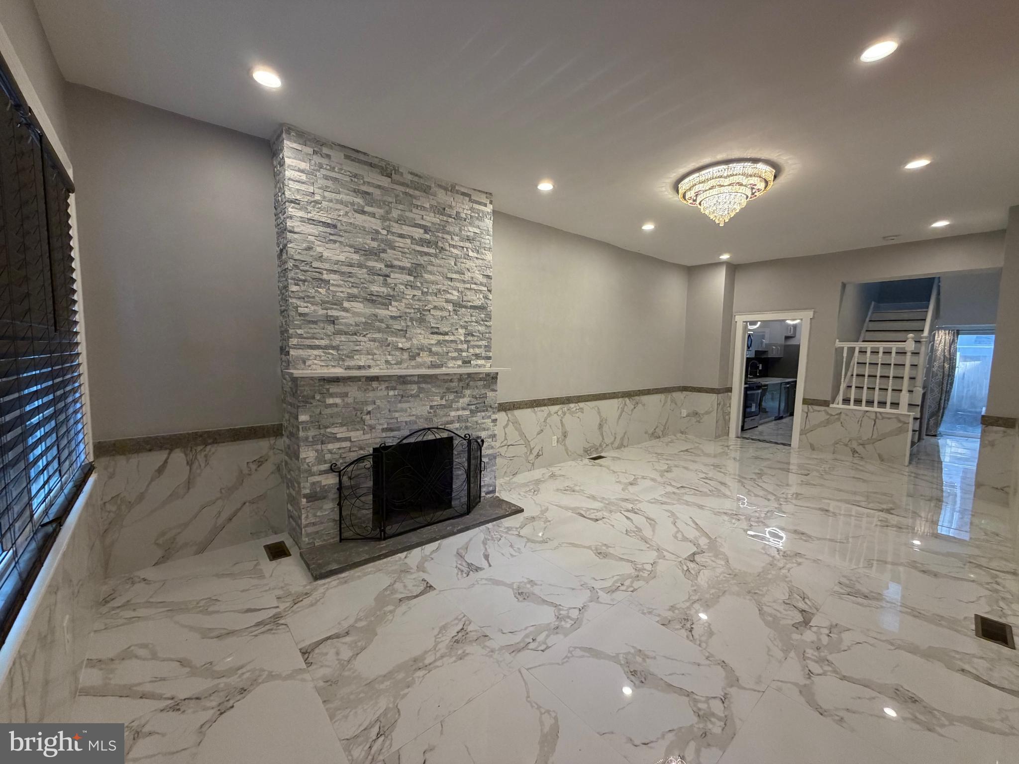 311 Gaskill Street Philadelphia, PA 19147 - Photo 4 of 48