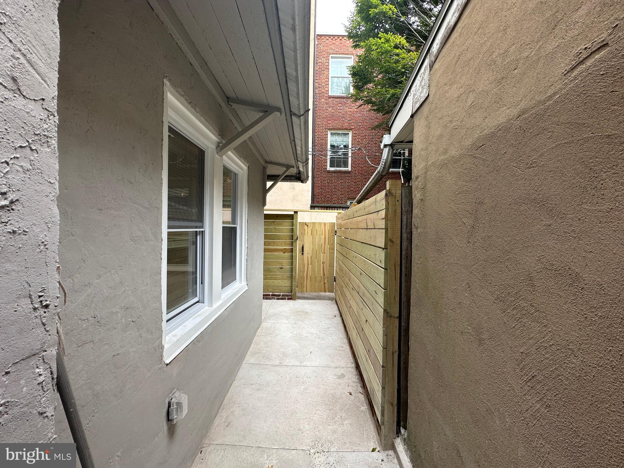 311 Gaskill Street Philadelphia, PA 19147 - Photo 45 of 48