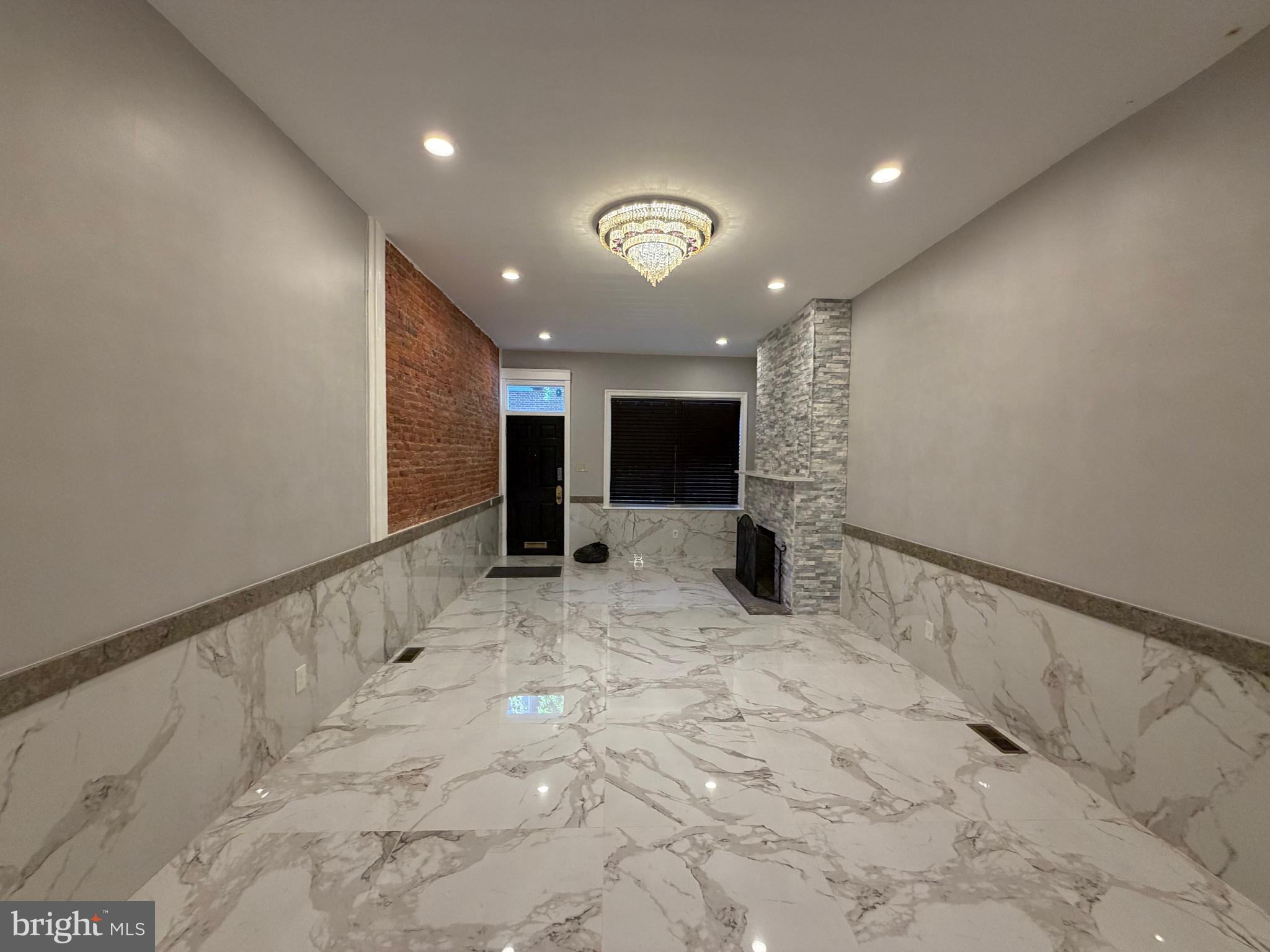 311 Gaskill Street Philadelphia, PA 19147 - Photo 5 of 48