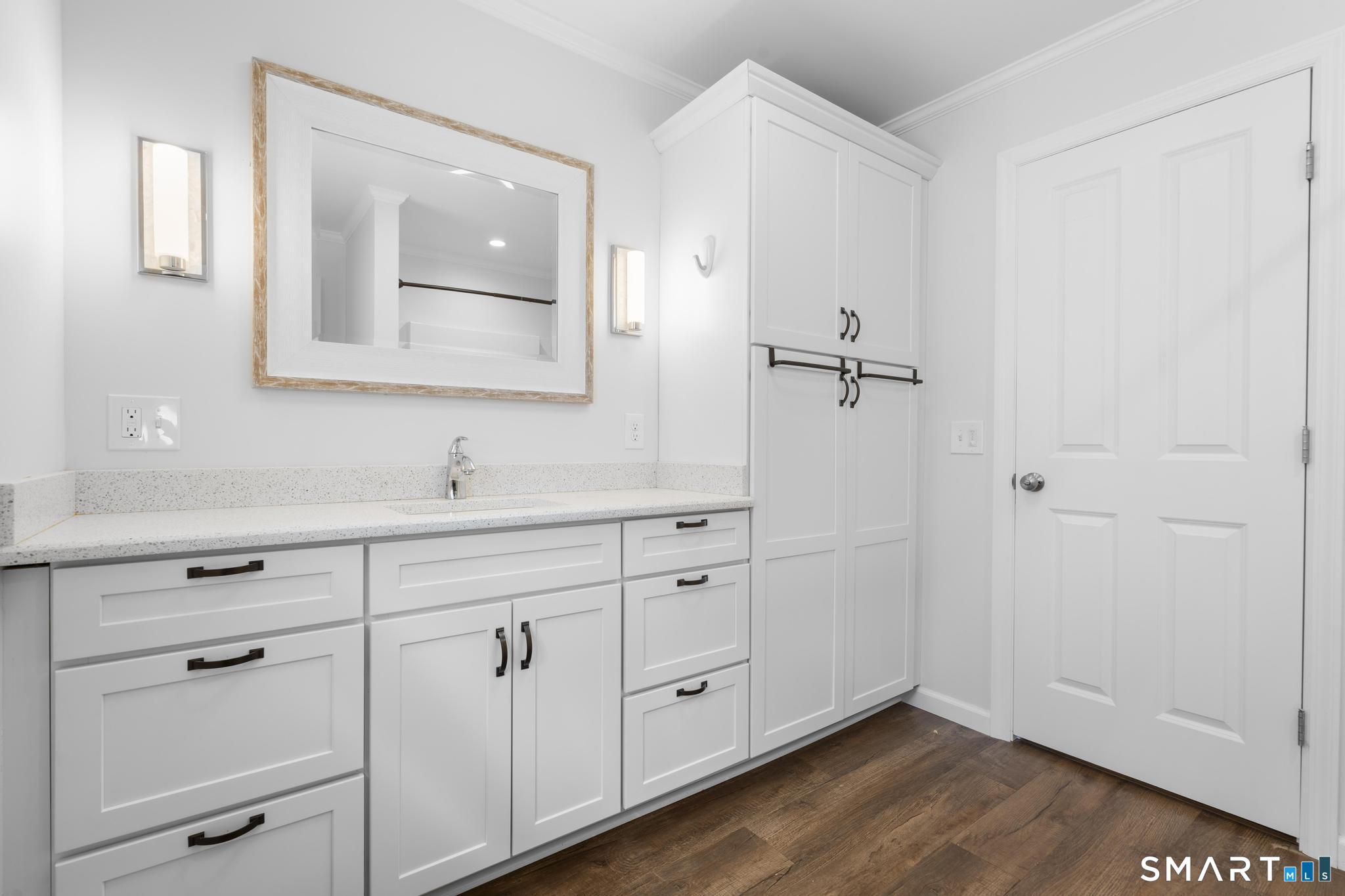 48 Prospect Avenue East Lyme, CT 06357 - Photo 11 of 38