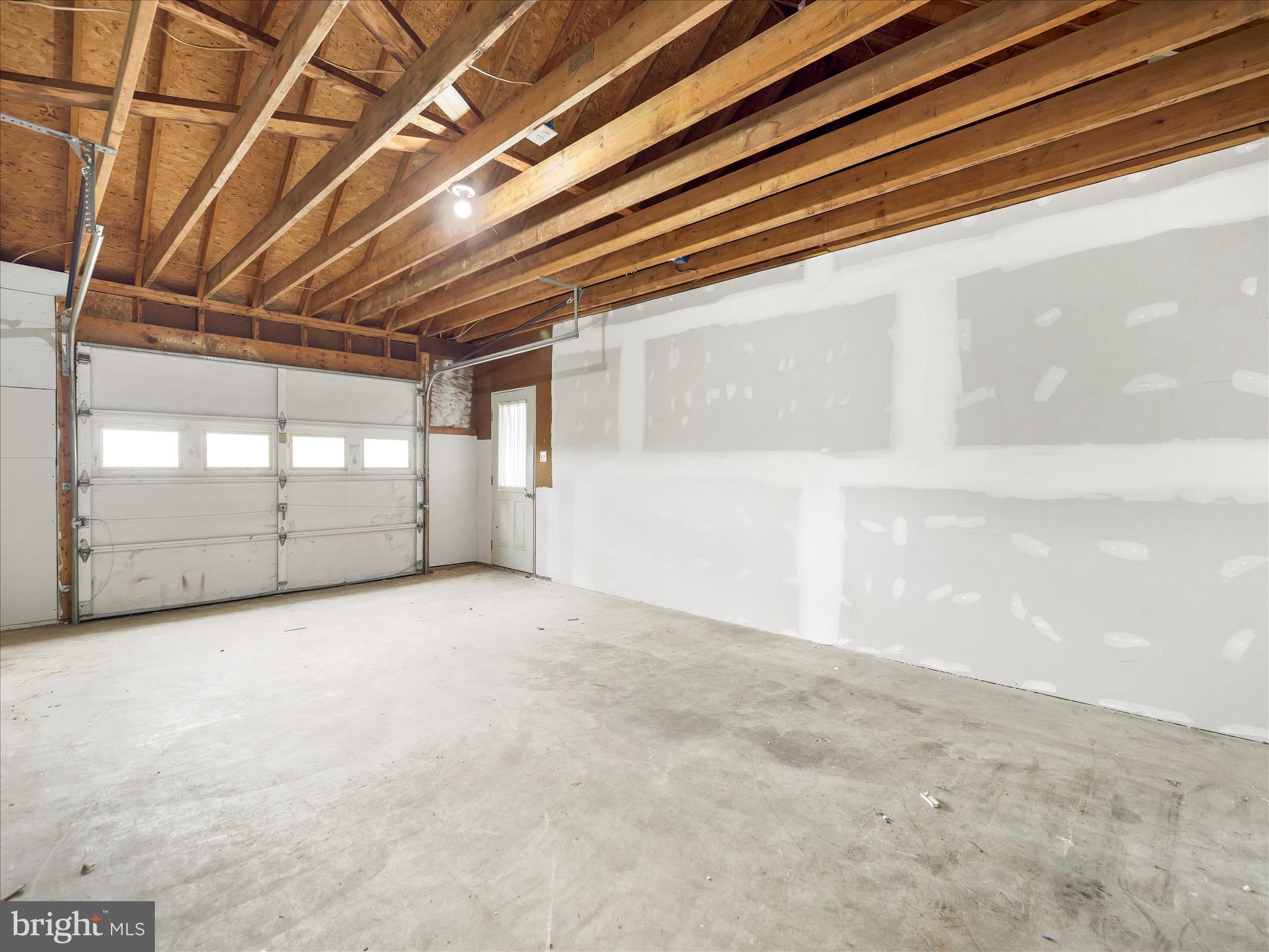 6824 Rice Road Shippensburg, PA 17257 - Photo 28 of 35 a view of empty room with windows