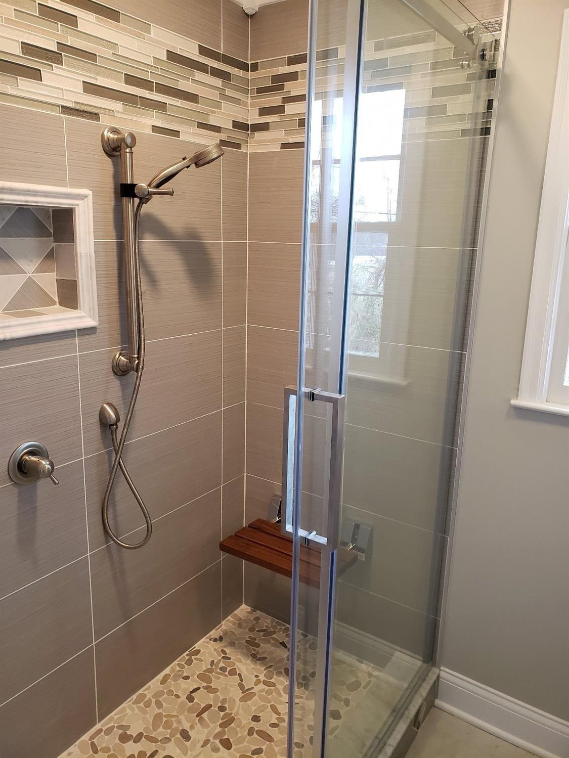 358 Westover Road Frankfort, KY 40601 - Photo 24 of 34 New tiled shower with diverter and fold