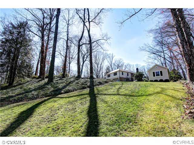 6400 Buckhill Road Richmond, VA 23225 - Photo 23 of 24 Yard/Garden - View of the 1.39 acres from the golf