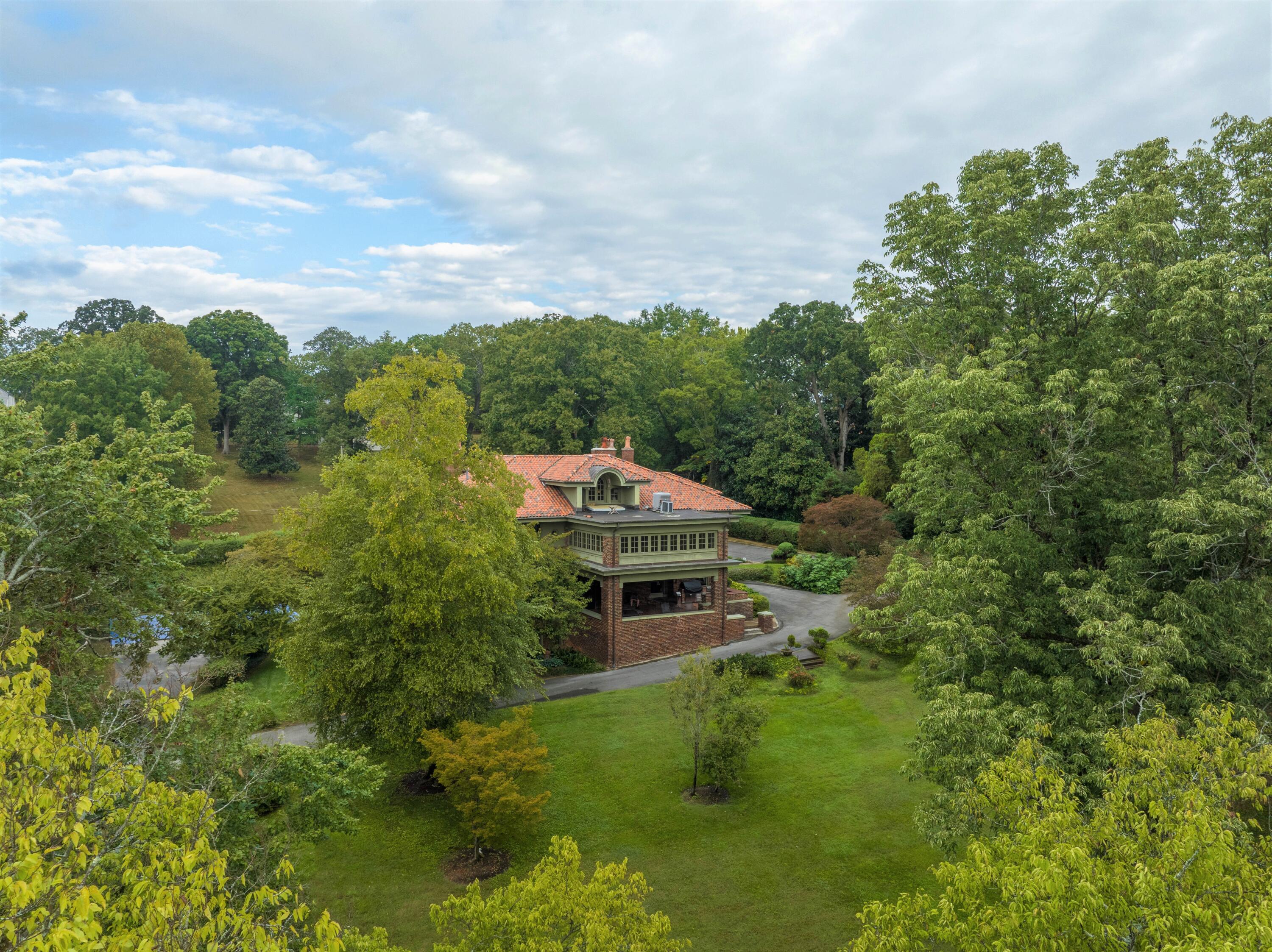 1661 Hillcrest Road Chattanooga, TN 37405 - Photo 1 of 1 02 - 1661 Hillcrest - Aerial
