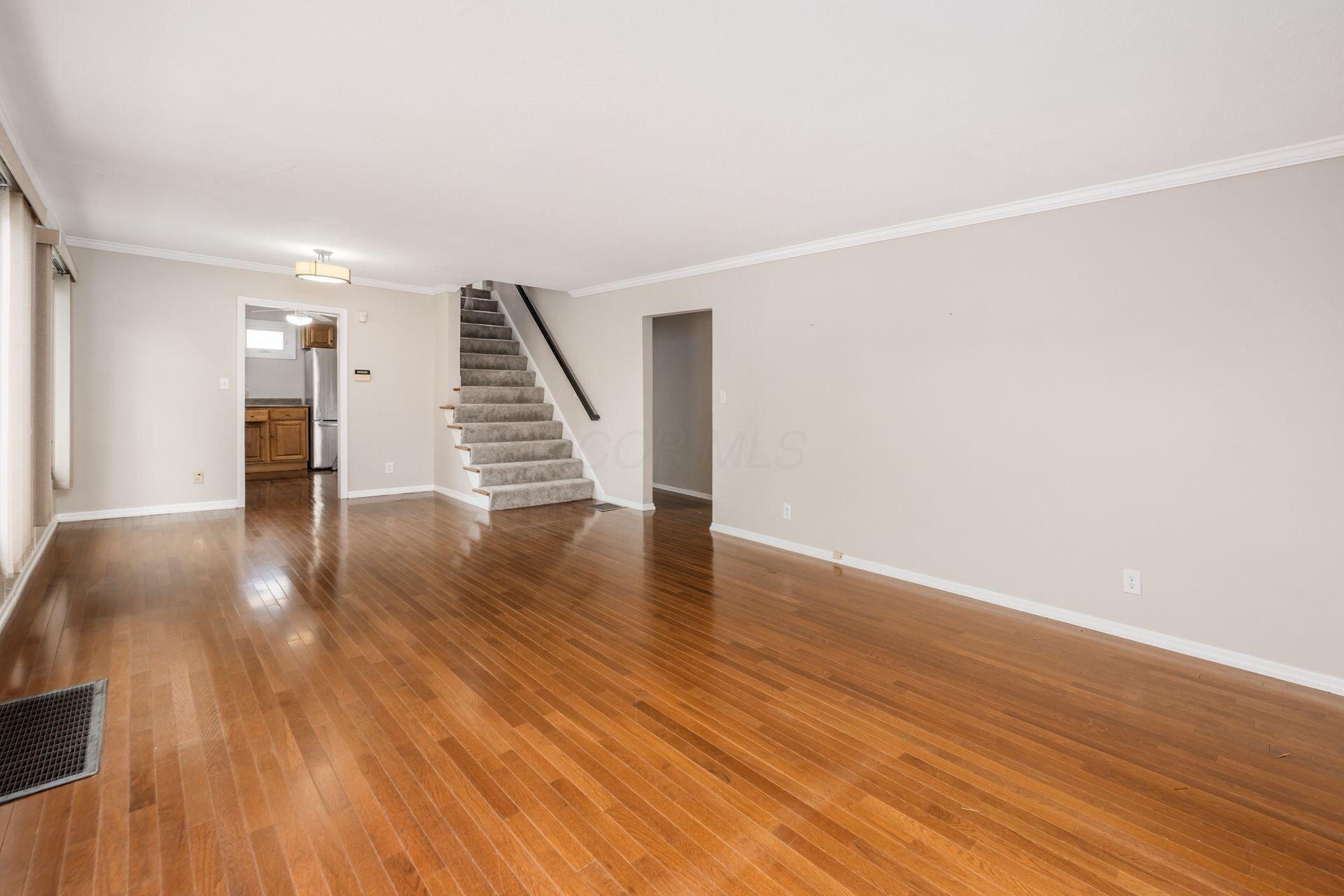 580 Enfield Road Columbus, OH 43209 - Photo 5 of 30 003_ Rd Columbus OH 43209 USA