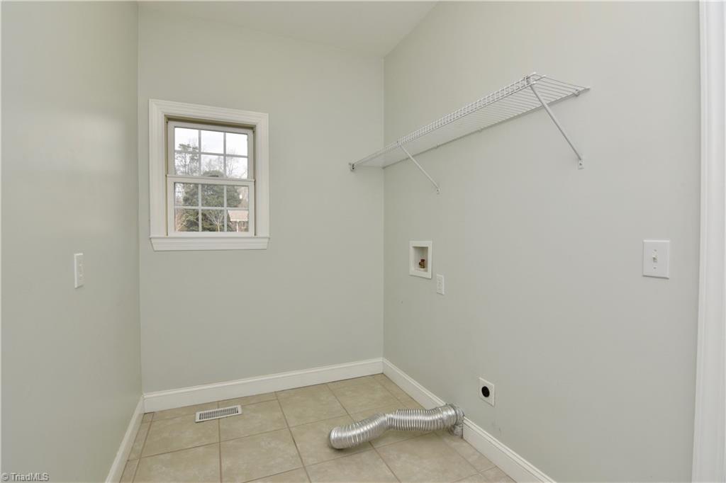 3657 Clinedale Road Pfafftown, NC 27040 - Photo 10 of 23 Gallery Image 10