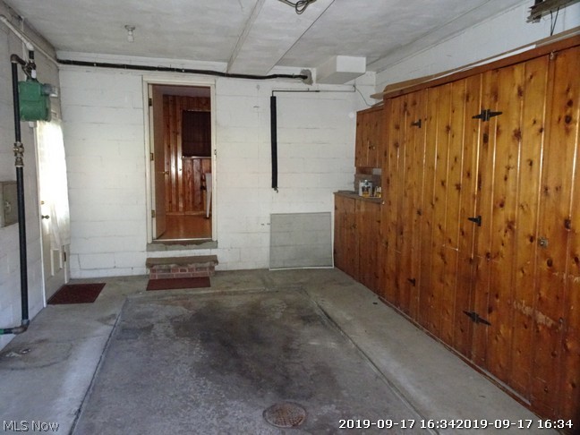 4011 Bluestone Road Cleveland, OH 44121 - Photo 9 of 14