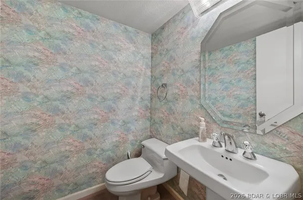 $480,000 | 70 Sunrise Ridge Drive, Unit 635, Sunrise Beach, MO 65079