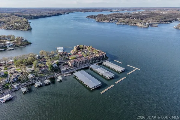 $480,000 | 70 Sunrise Ridge Drive, Unit 635, Sunrise Beach, MO 65079