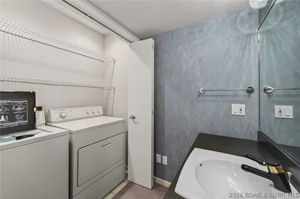 $480,000 | 70 Sunrise Ridge Drive, Unit 635, Sunrise Beach, MO 65079