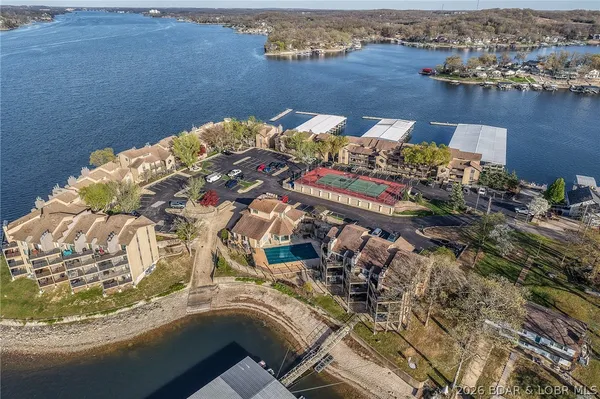 $480,000 | 70 Sunrise Ridge Drive, Unit 635, Sunrise Beach, MO 65079