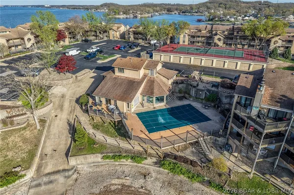 $480,000 | 70 Sunrise Ridge Drive, Unit 635, Sunrise Beach, MO 65079