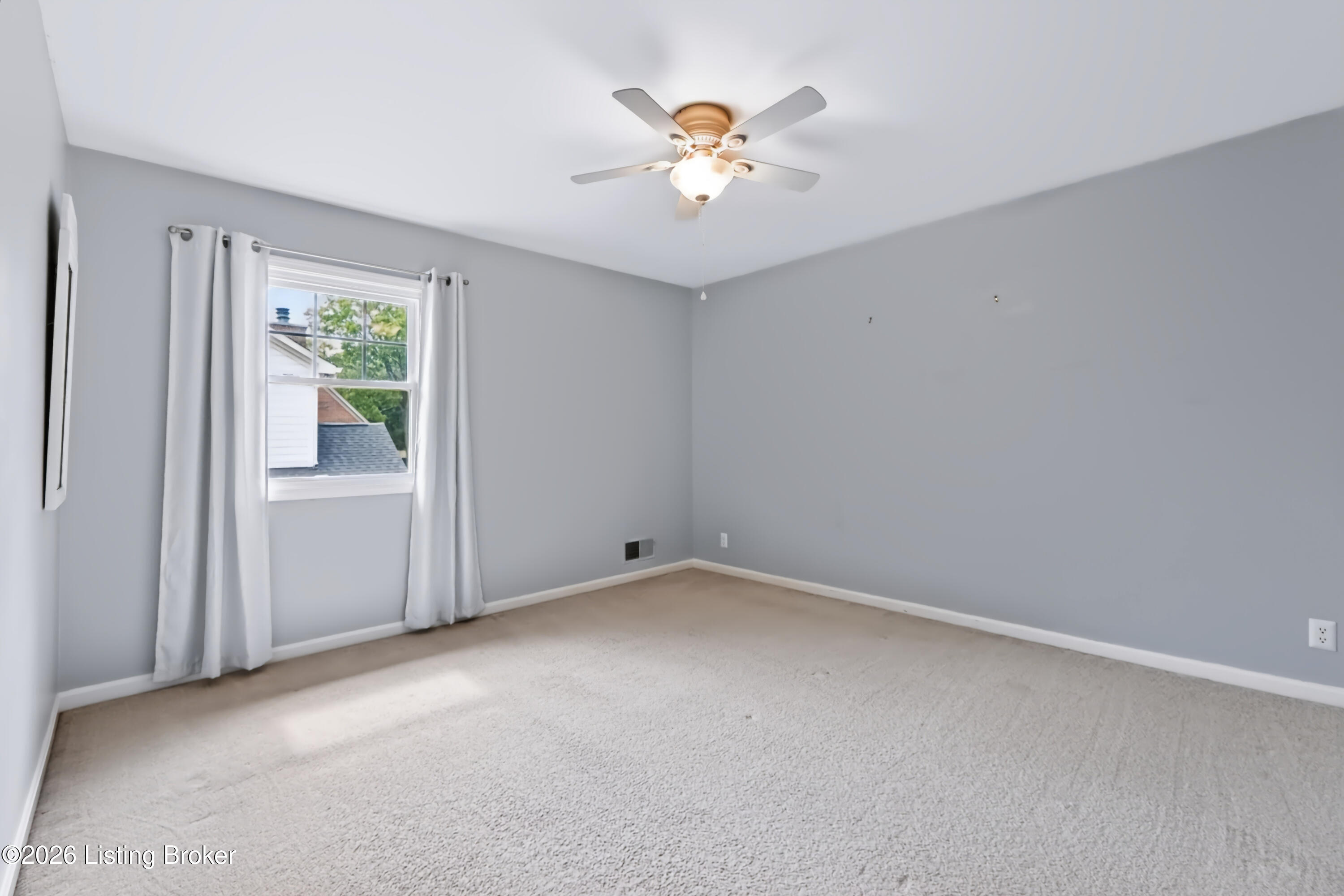 818 Foxgate Road Louisville, KY 40223 - Photo 33 of 62 818 Foxgate Road-33