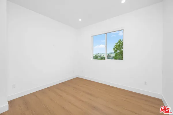 $5,250 | 5248 Auckland Avenue, North Hollywood, CA 91601