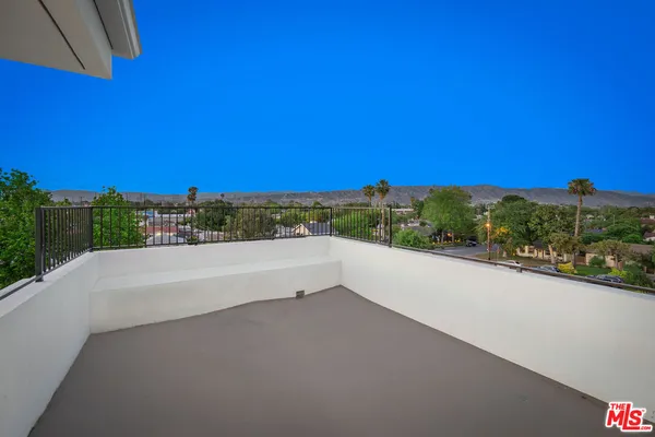 $5,250 | 5248 Auckland Avenue, North Hollywood, CA 91601