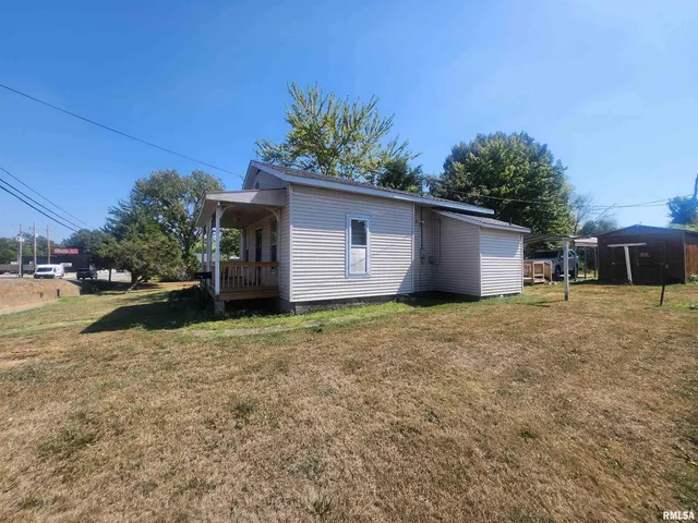 $34,900 | 718 West Water Street, Pinckneyville, IL 62274