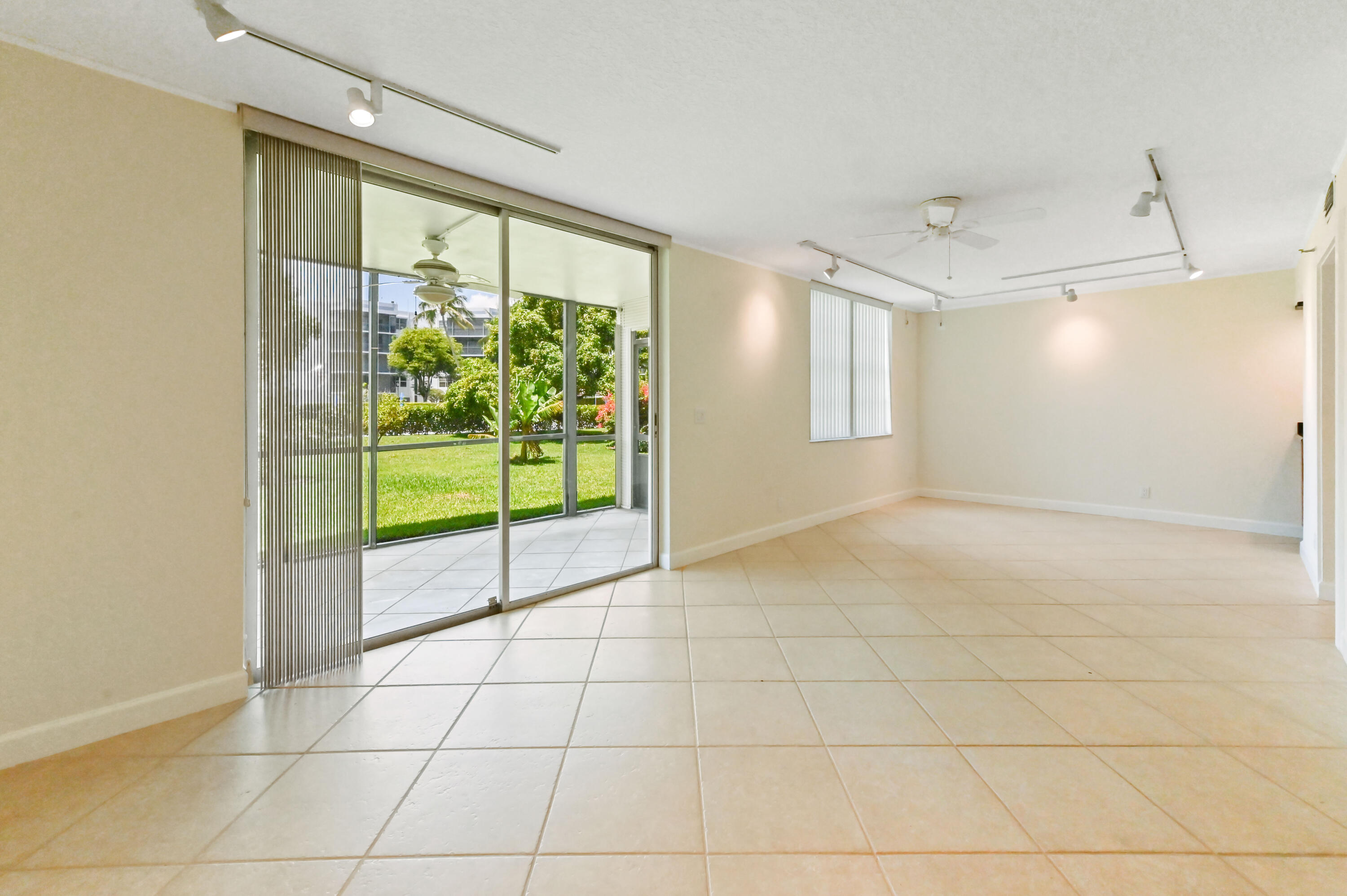 198 Northwest 67th Street, Unit 102 Boca Raton, FL 33487 - Photo 14 of 34 Living Room