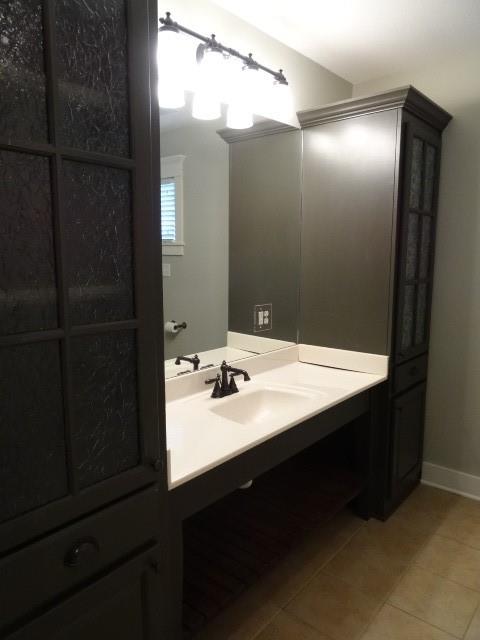 804 North Gregory Boulevard Butler, MO 64730 - Photo 16 of 43