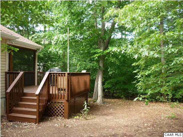 49 Hardwood Road Palmyra, VA 22963 - Photo 4 of 41 .. and we are on a corner wooded lot