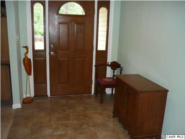 49 Hardwood Road Palmyra, VA 22963 - Photo 9 of 41 The foyer ..