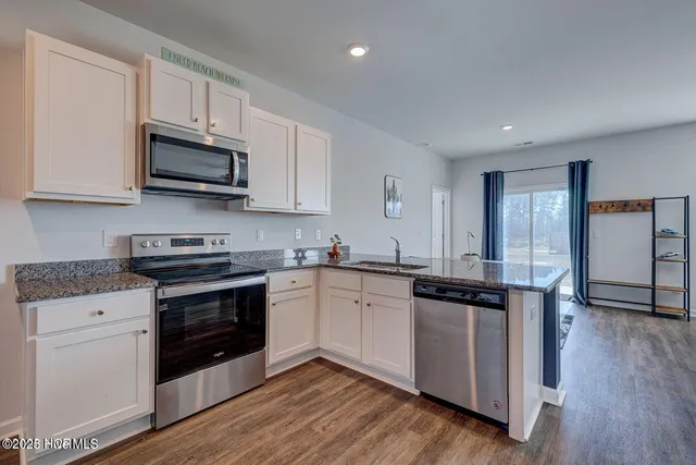 $319,900 | 5308 Black Oak Court, Leland, NC 28479