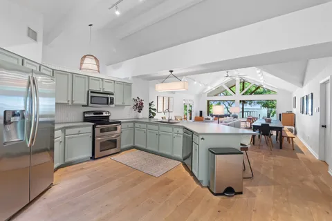 $1,450,000 | 111 Inspiration Drive, Sunrise Beach, TX 78643