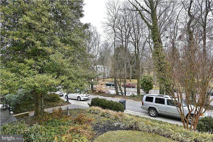 12 East Bishops Road Baltimore, MD 21218 - Photo 4 of 30 Exterior (General)