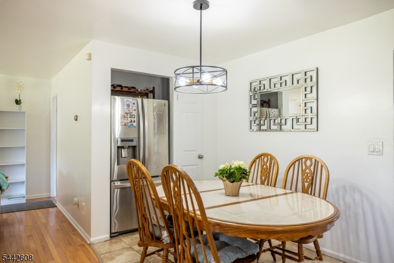 1758 Kenneth Avenue Union, NJ 07083 - Photo 9 of 34