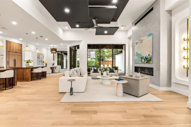 $3,599,999 | 6123 Northaven Road, Dallas, TX 75230