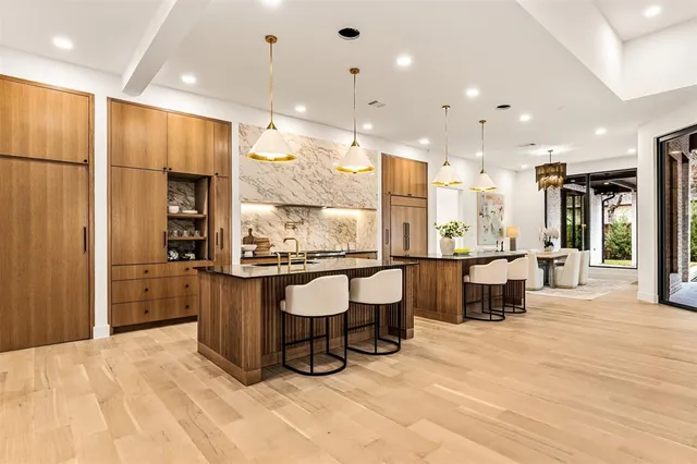 $3,599,999 | 6123 Northaven Road, Dallas, TX 75230