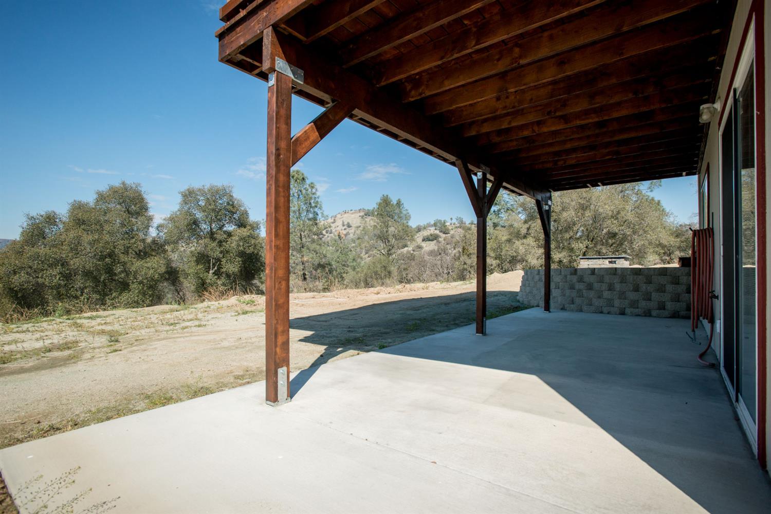 31011 Little Sandy Road Prather, CA 93651 - Photo 10 of 42 Gallery Image 10