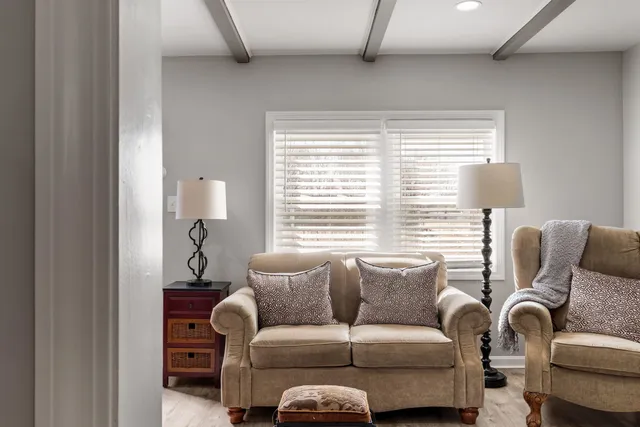 $1,999 | 792 Grove Street, Unit 3, Manchester, NH 03103